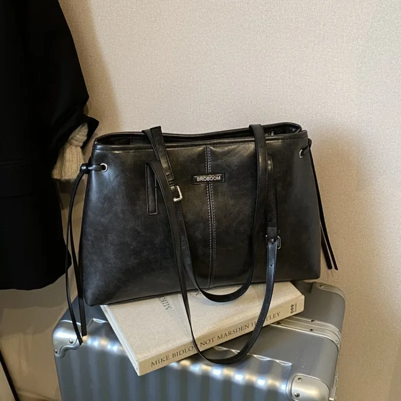 Luxe mode-icoon ontwerper luie - Luxury Bags Must Have recensie en prijs